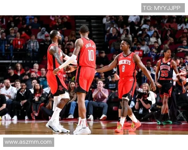 火箭队与爵士的精彩对决揭示了NBA季后赛的激烈竞争与球队实力的较量